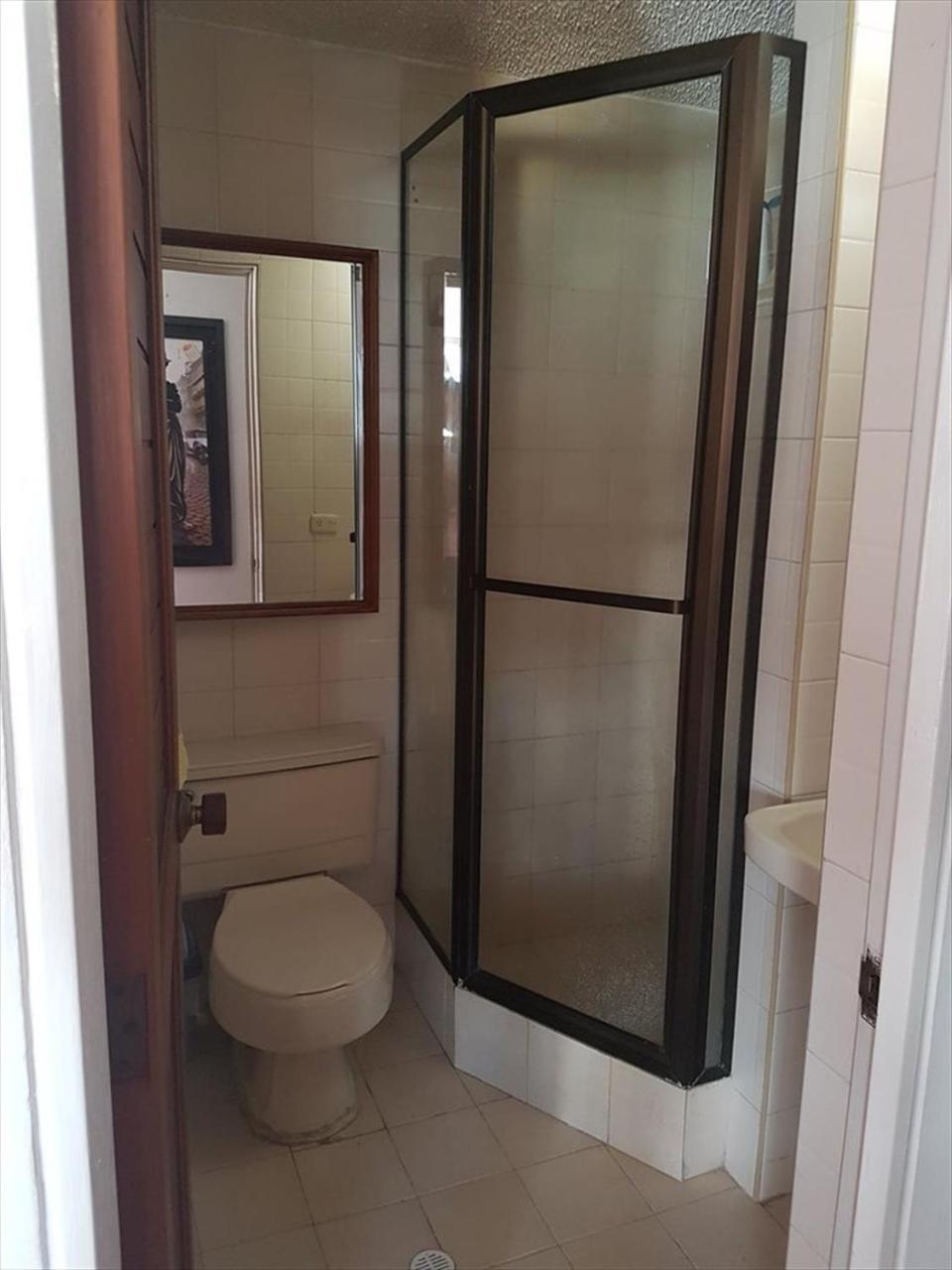 Room And Private Bathroom At Chapinero Alto ボゴタ エクステリア 写真